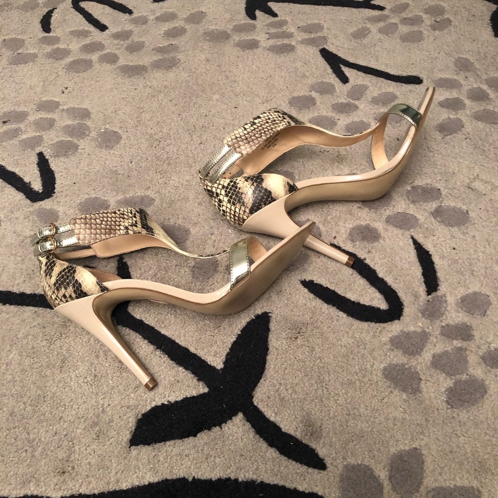 Guess Shoe - New - Picture 8 of 10